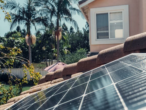Installation photovoltaïque à Woippy : économisez grâce au soleil !